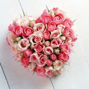 Roses Heart wallpaper