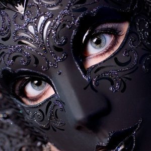 Black Mask\ wallpaper